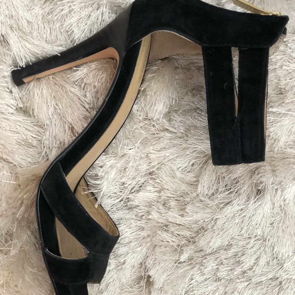 Sandals - Picture 4 of 5
